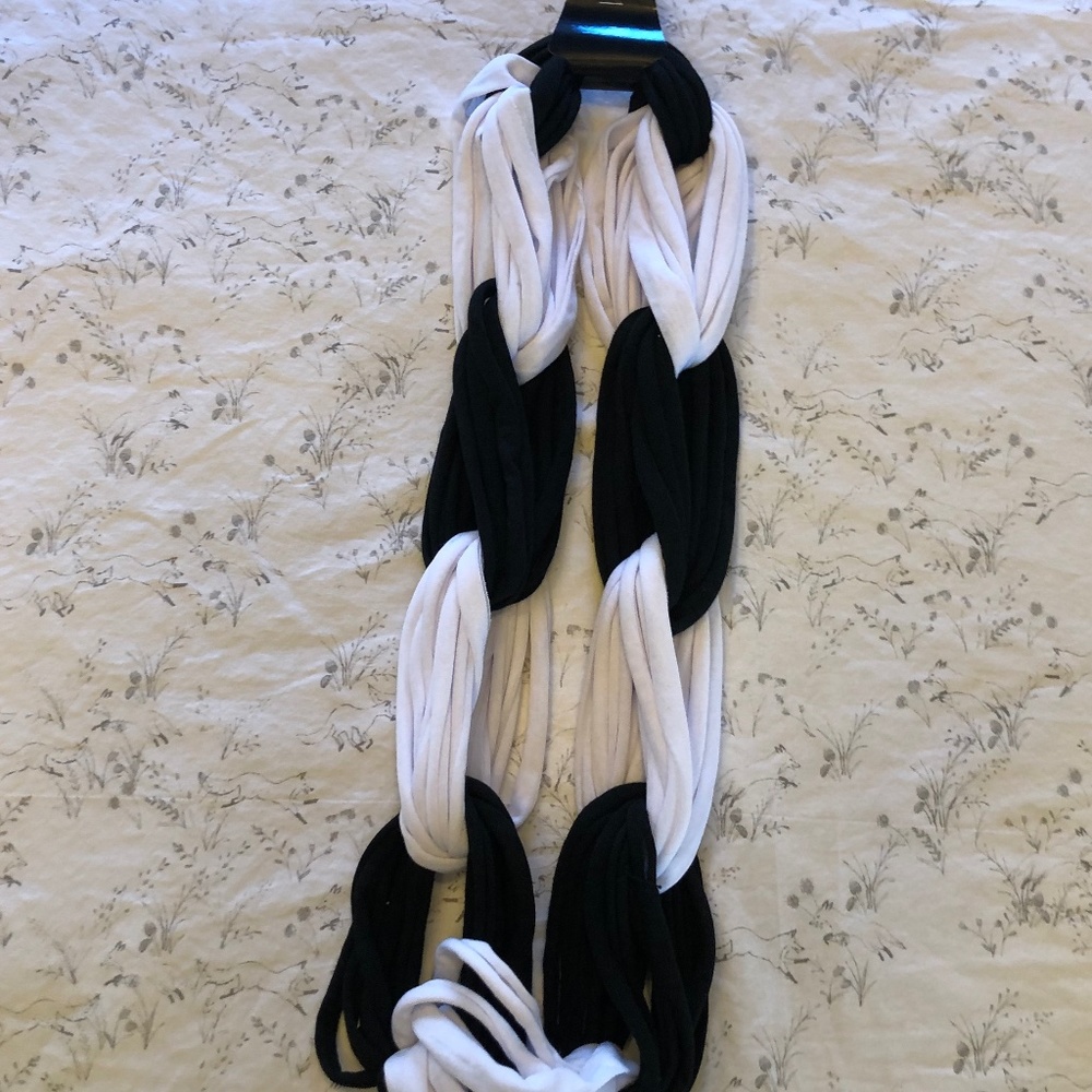 Set-2 Infinity Scarves - Picture 2 of 5
